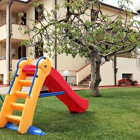 I Papaveri Apartments di Eusebi Franca San Vincenzo Bagian luar foto