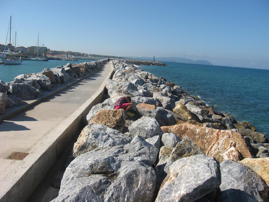 I Papaveri Apartments di Eusebi Franca San Vincenzo Bagian luar foto