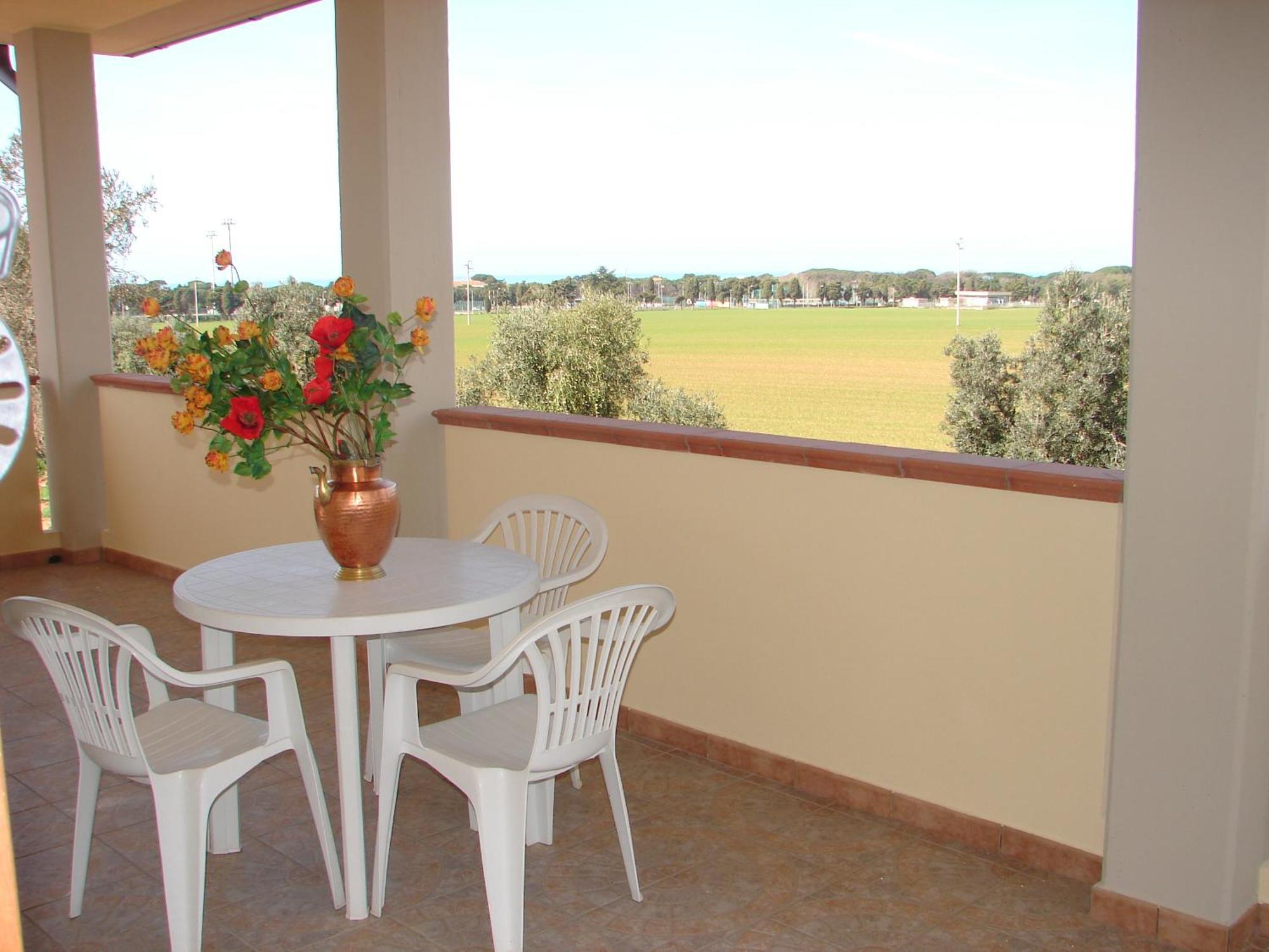 I Papaveri Apartments di Eusebi Franca San Vincenzo Bagian luar foto