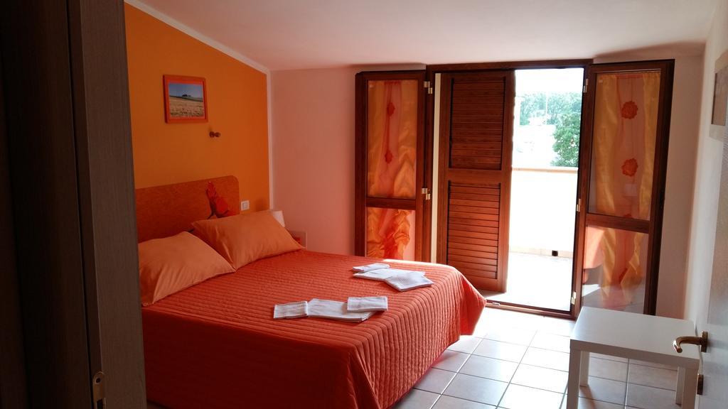 I Papaveri Apartments di Eusebi Franca San Vincenzo Bagian luar foto