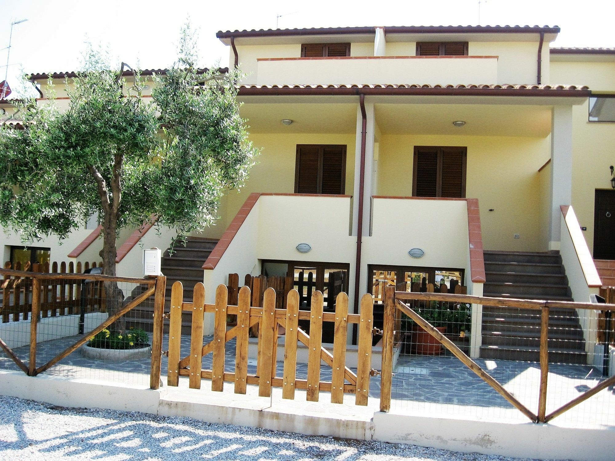 I Papaveri Apartments di Eusebi Franca San Vincenzo Bagian luar foto